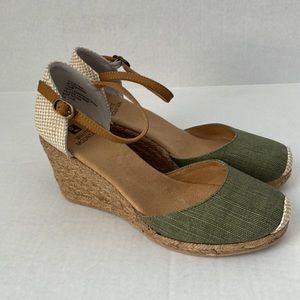 White Mountain, espadrille wedge sandal w/cap toe, size 7.5, new with box